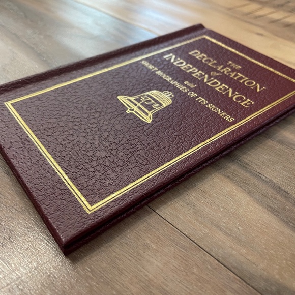 New "The Declaration of Independence" Hardcover Book - Picture 4 of 4